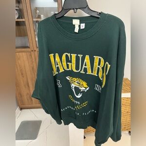Jaguar’s crewneck